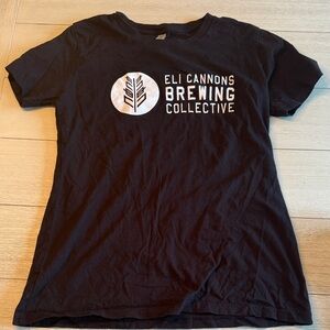 **NWOT** Black Eli Cannons Brewing Collective T-Shirt women’s size medium